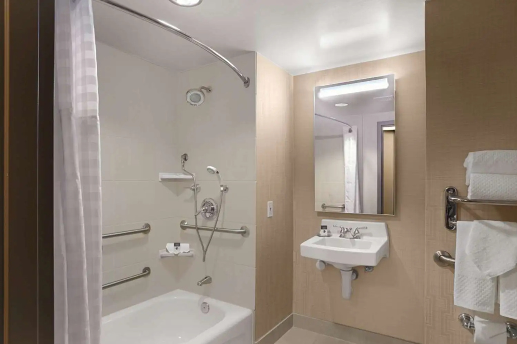 DoubleTree by Hilton San Francisco Airport North Bayfront - Chambres