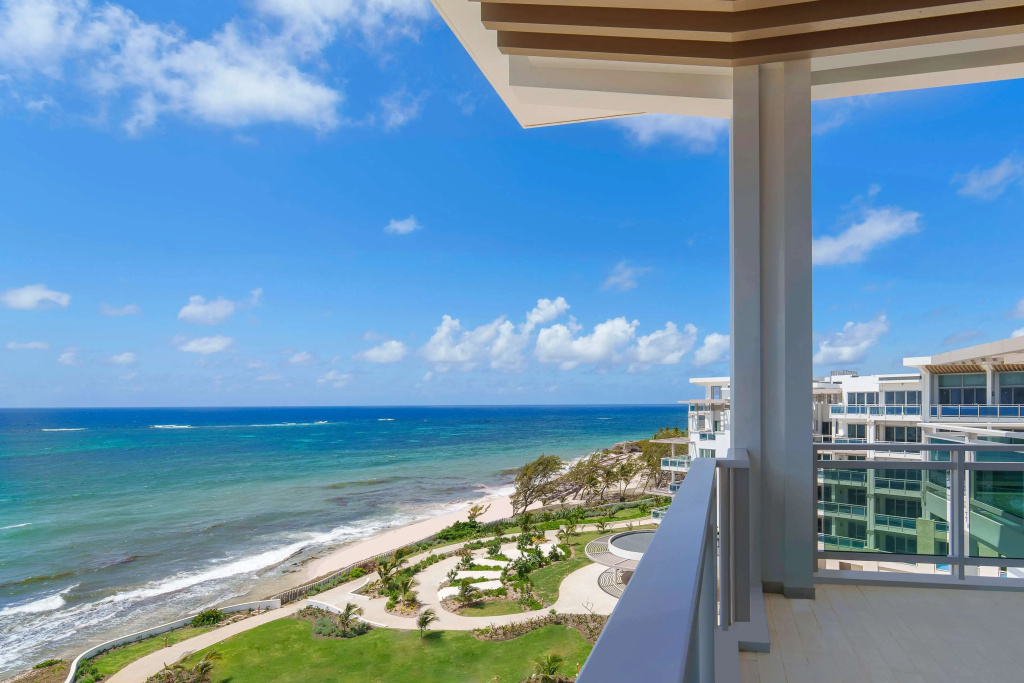 Beach & Waterfront