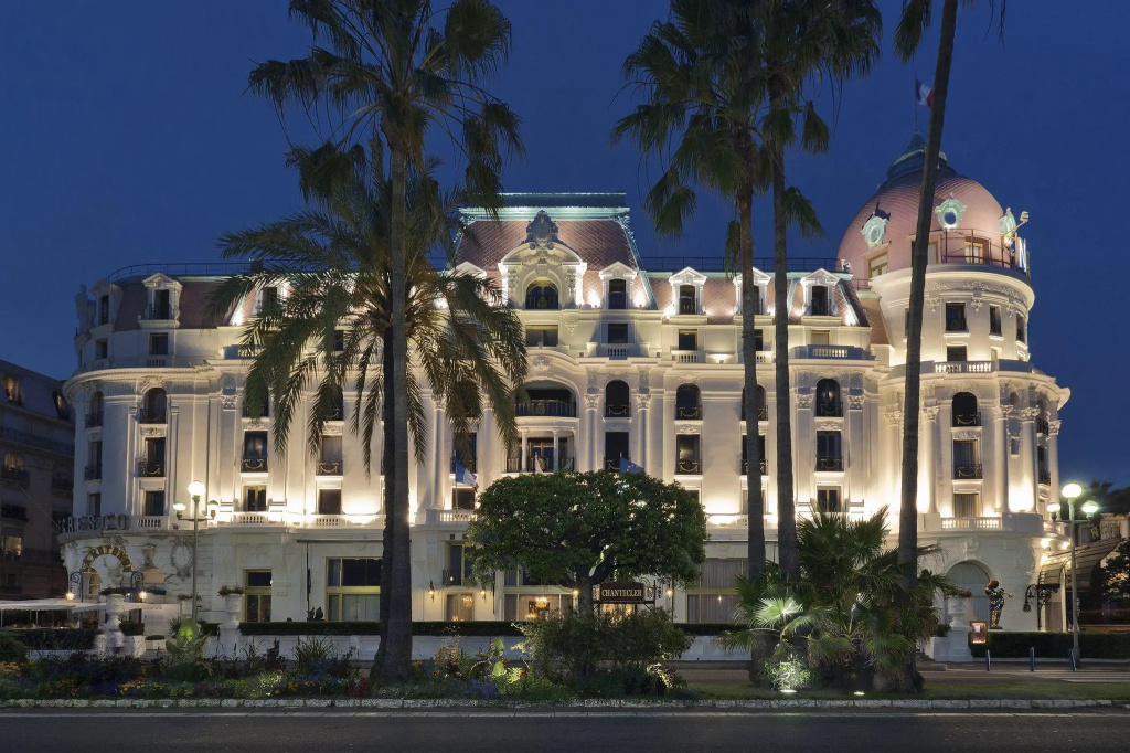 Отель Le Negresco — фото
