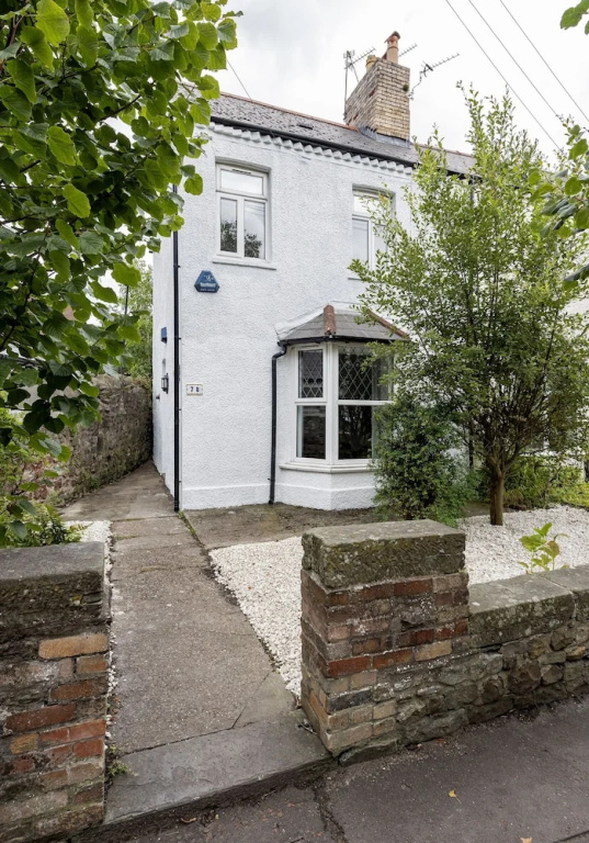 Stylish House in Amazing Central Area