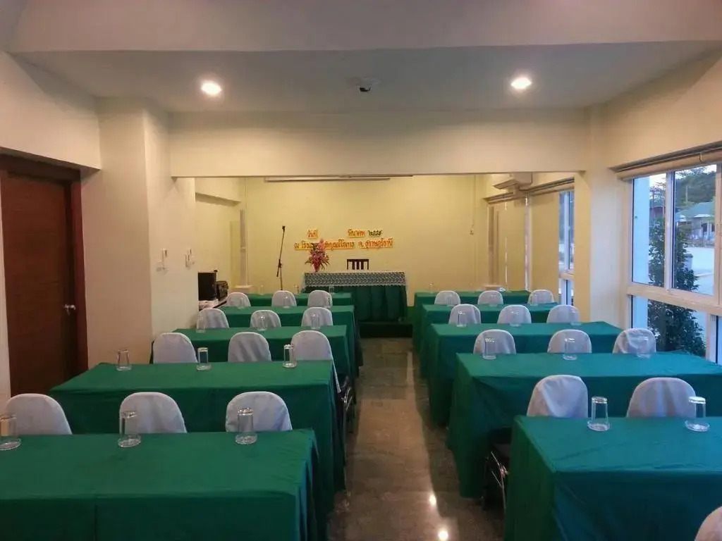 Suksomboon Hotel - фото 31