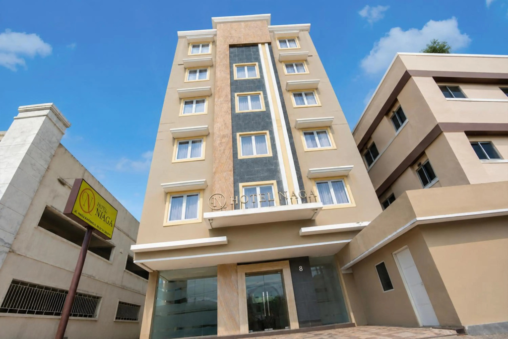 Townhouse Oak Hotel Niaga Surabaya in Surabaya