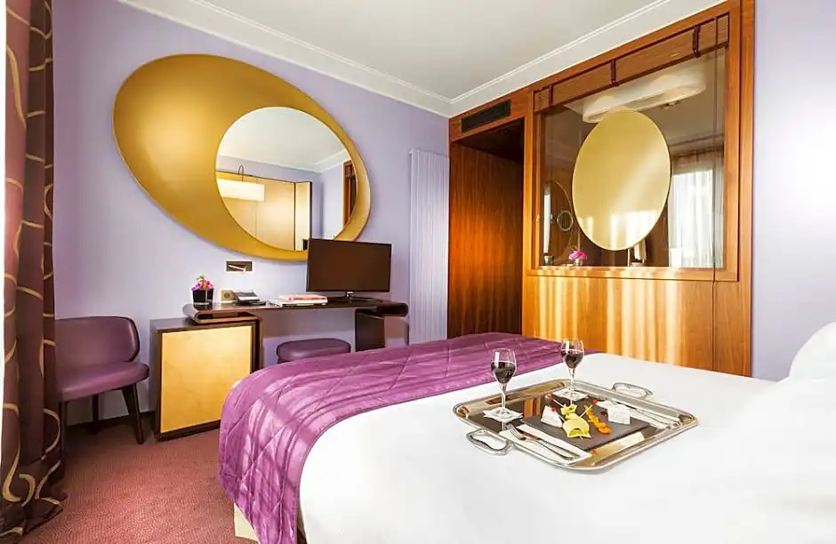 Hotel Maison FL 49