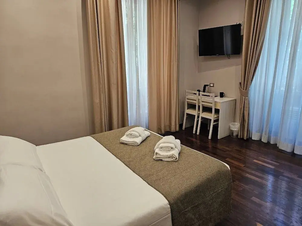 Deluxe Suite