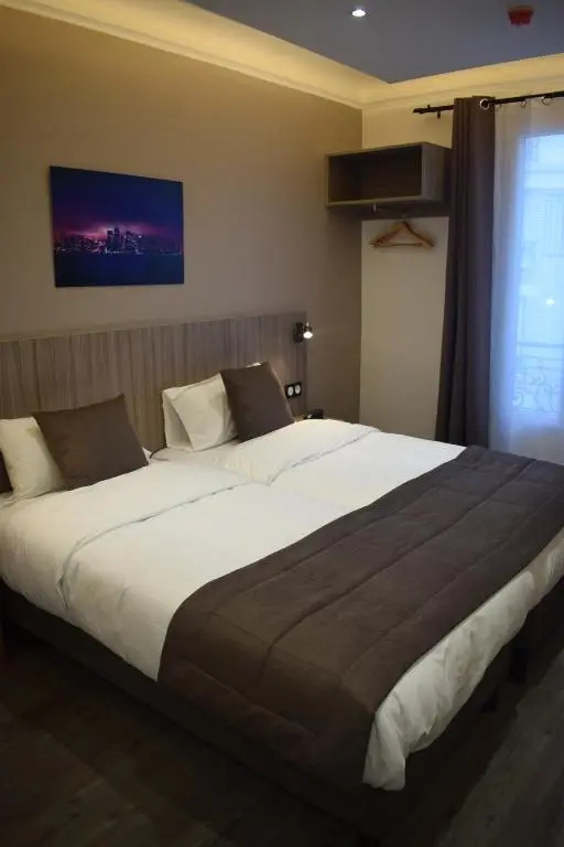 Deluxe Double room (twin beds)