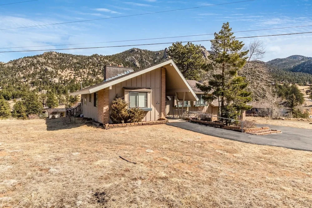 3 Elk - 4 Br Home