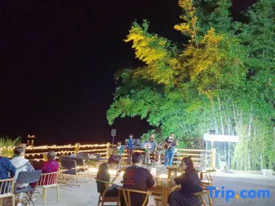 Отель Guangzhou Bi'an Yunshuijian Homestay (Zhengguo Old Street Branch) в Гуанчжоу