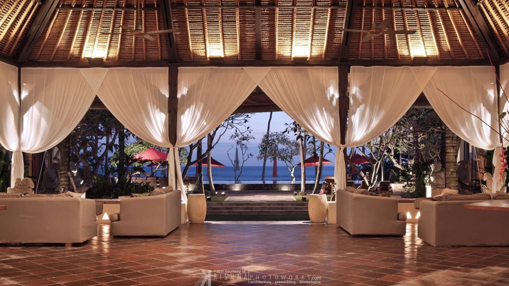 Ombak Luwung Beachfront Estate