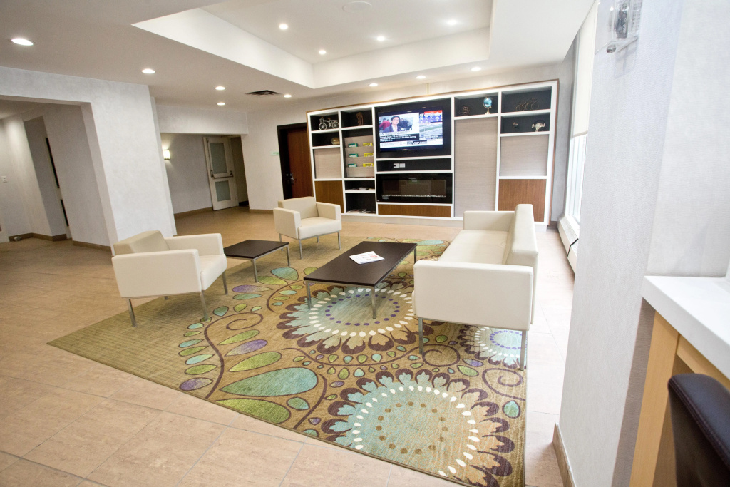Lobby & Reception