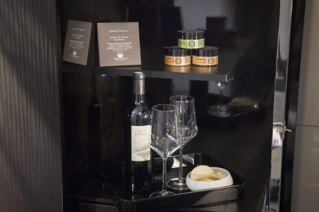 Hôtel Les Matins de Paris & Spa 29
