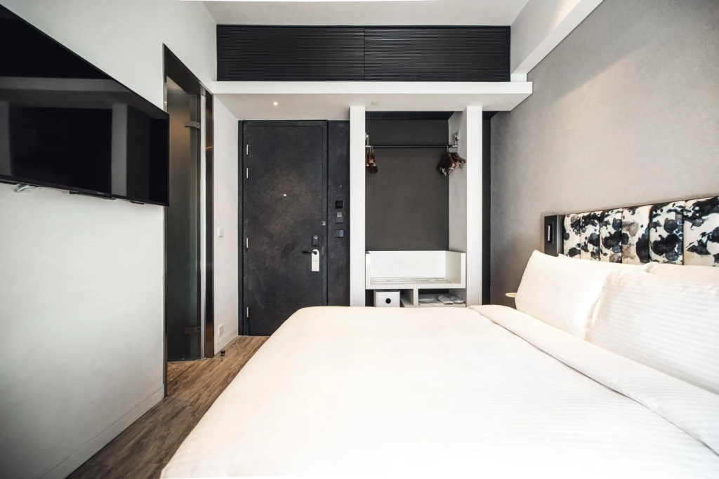 Page148, Page Hotel — фото