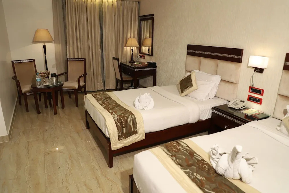 1 Bedroom Standard Club room with city view