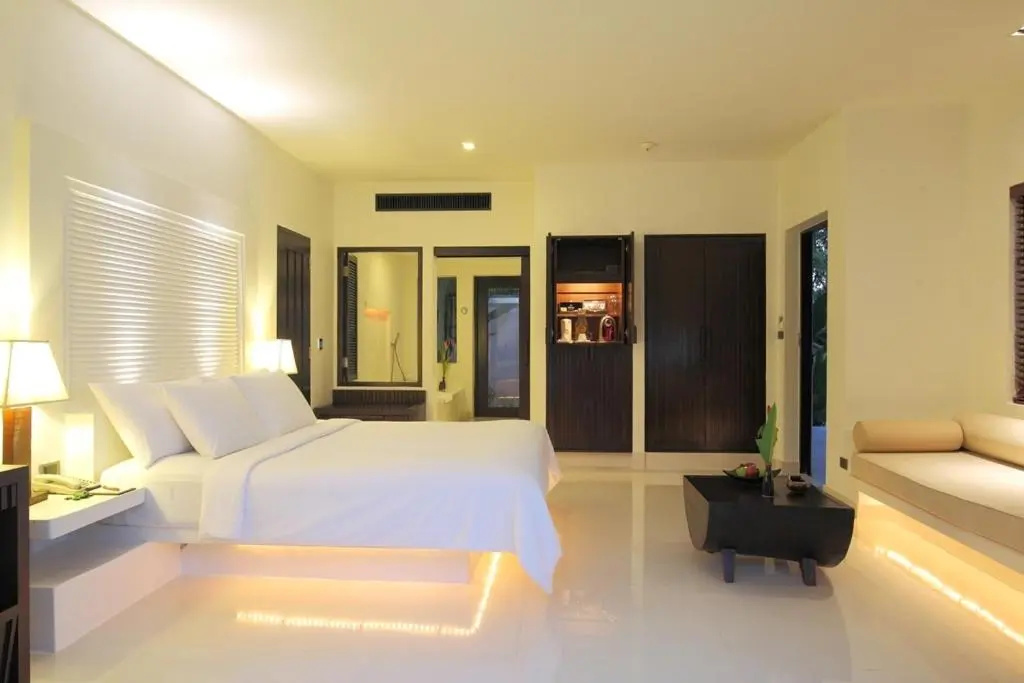 Double Deluxe Villa (full double bed)