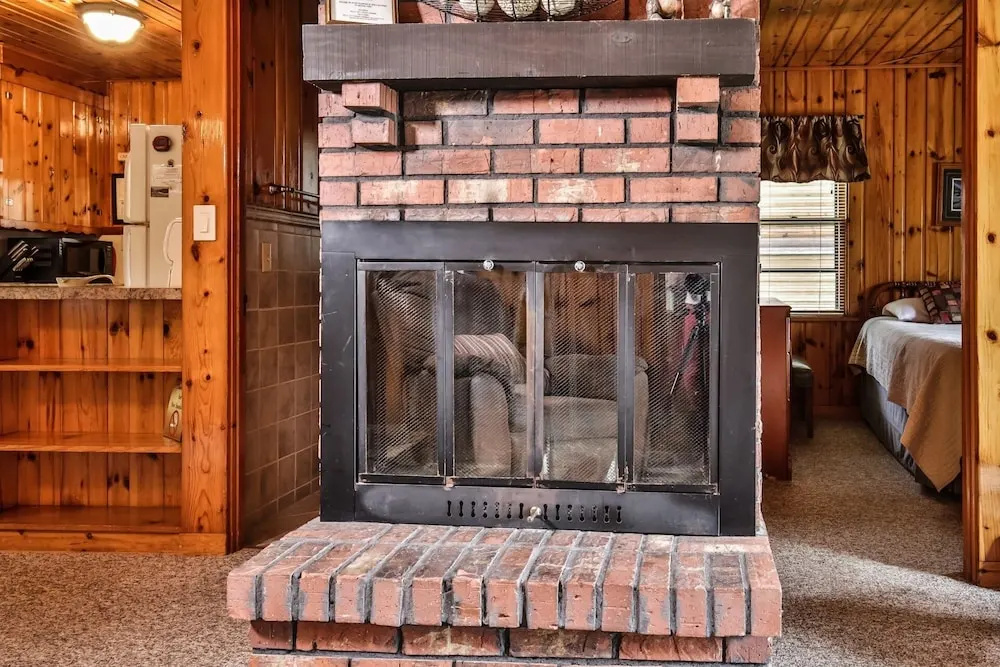 Jack Pine - Serenity Bay Resort 3 Bedroom Cottage