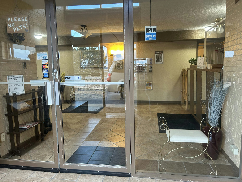 Candlelight Inn by Capital O Scottsbluff
