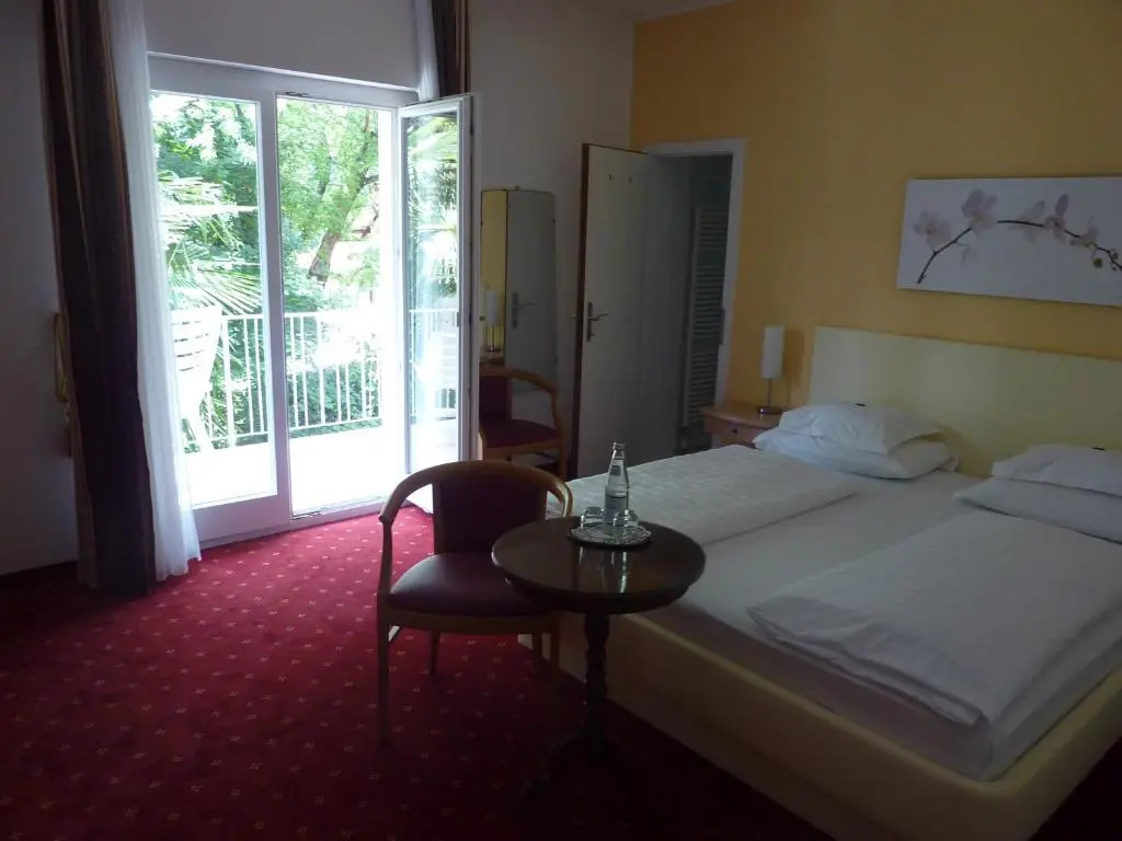 Standard Double room with balcony and with garden view (full double bed)
