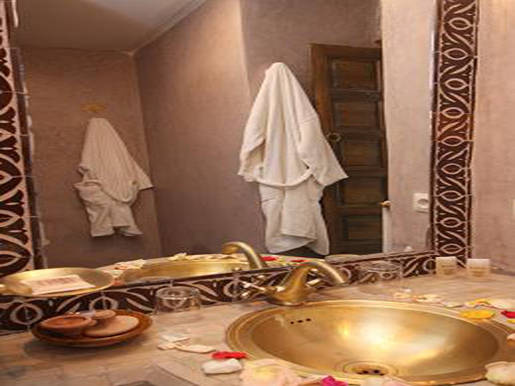 Riad Nerja Hotel — 4