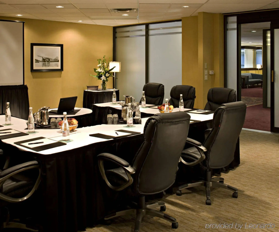 Delta Hotels by Marriott Calgary Airport In-Terminal - Général