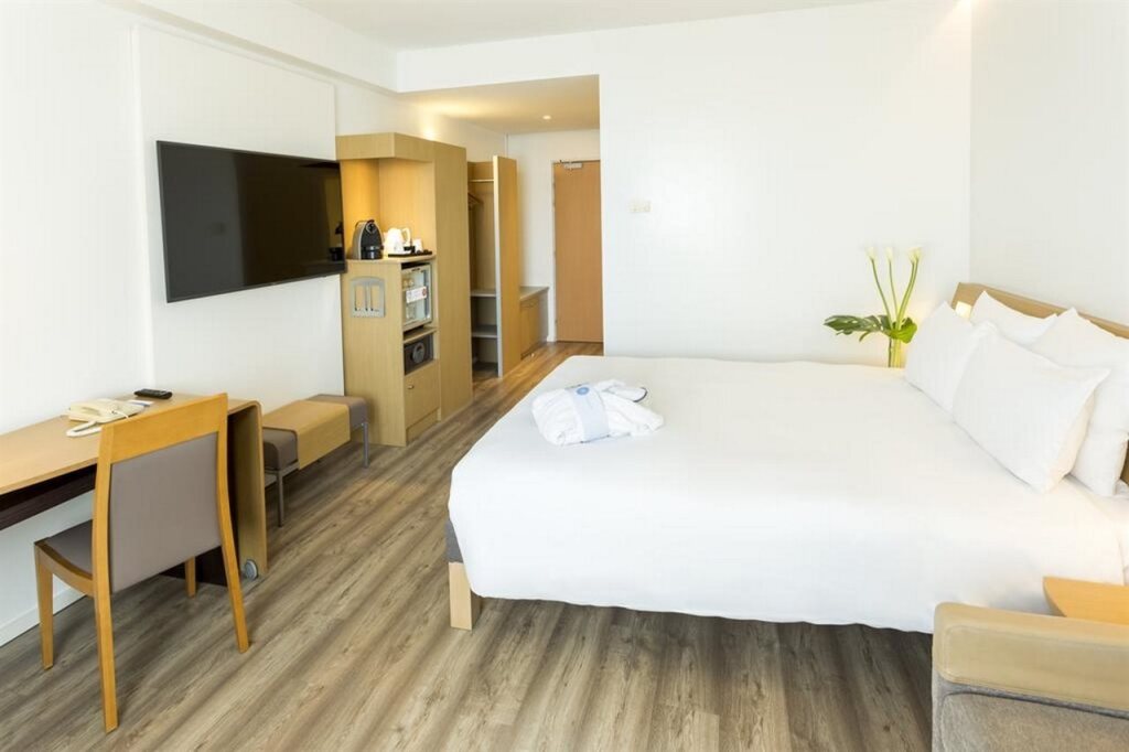 Novotel Sevilla - 1