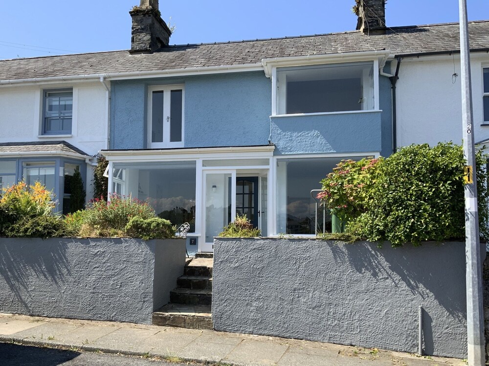 7 Ivy Terrace