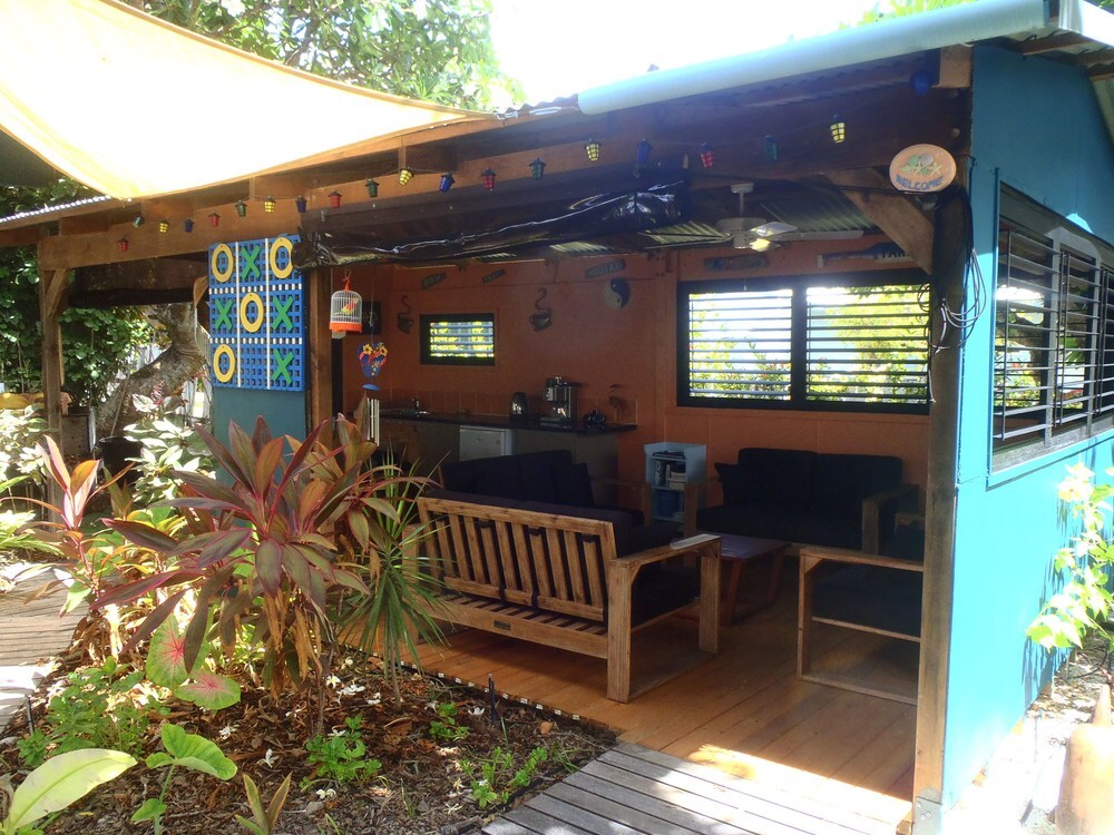 Cocos Seaview Apartments image