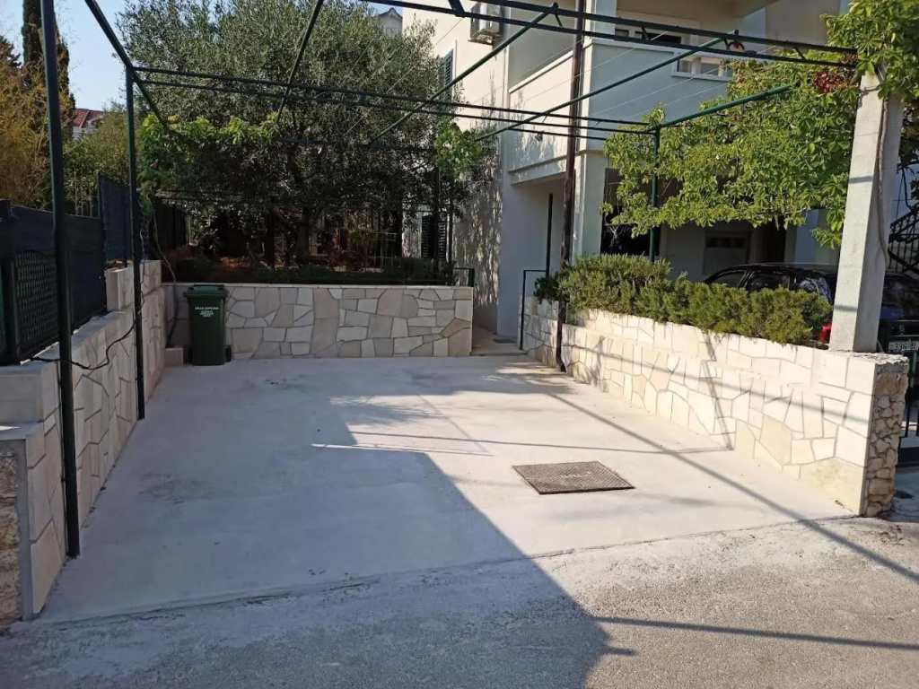Apartment Romarin