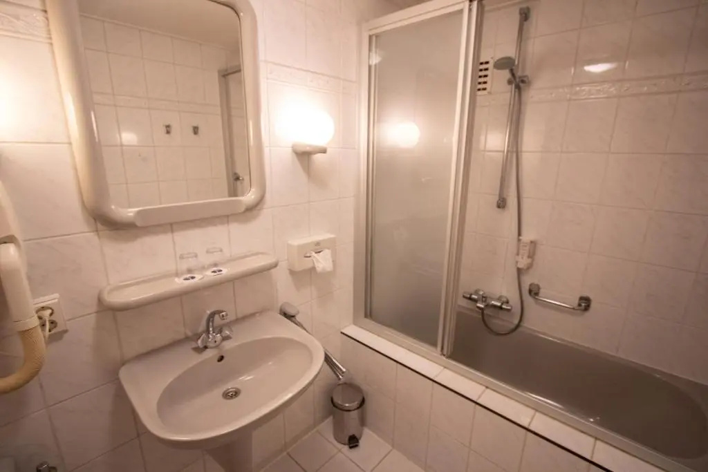 Comfort Double room (full double bed)