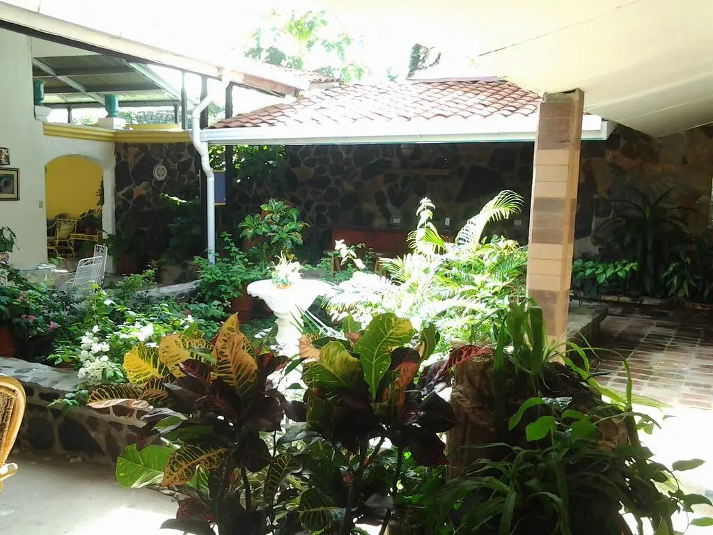 Hotel Las Catalinas Antón