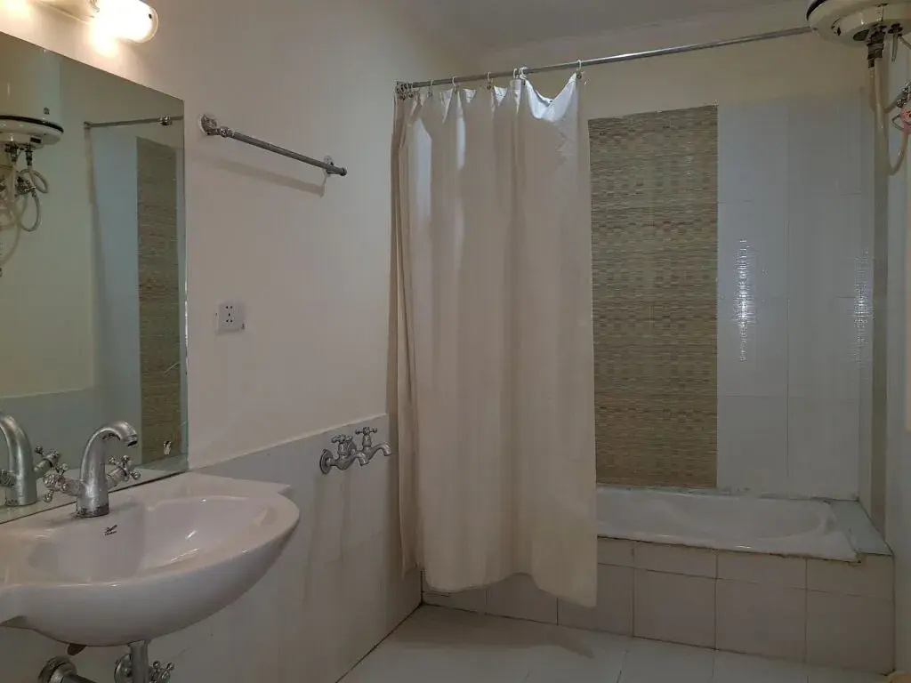 Modesty Hotel - Général