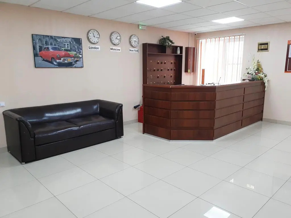 Lobby & Reception
