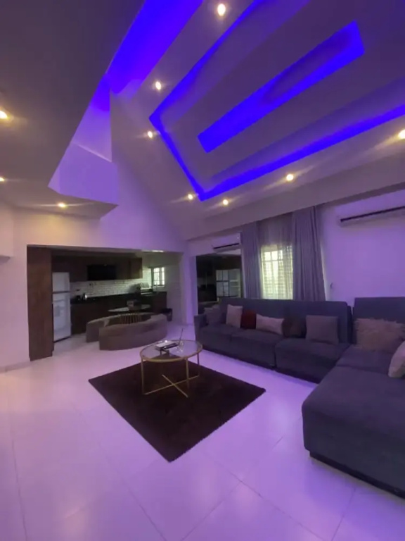 3 Bedrooms Luxury Apartment with city view