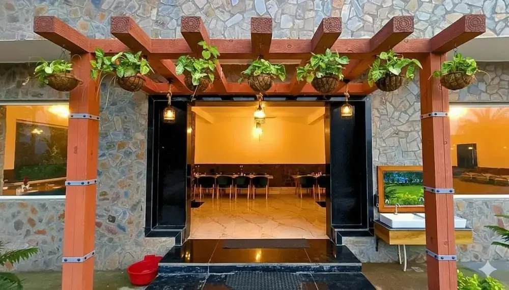 Astoria Corbett Resort