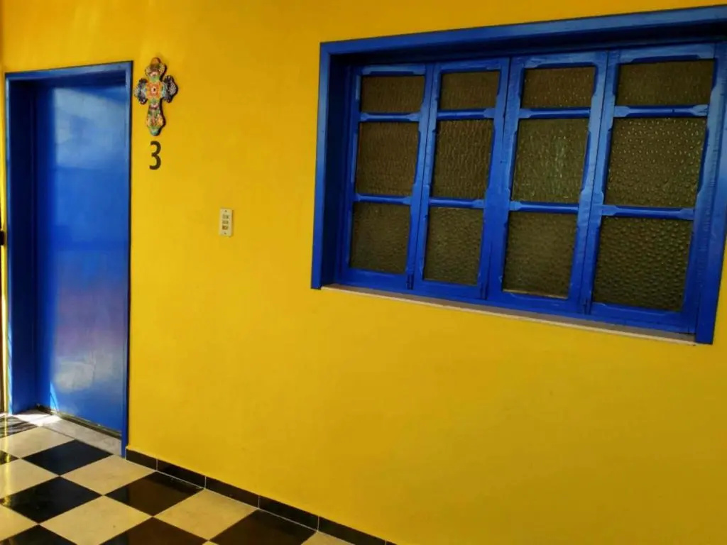 Economy room
