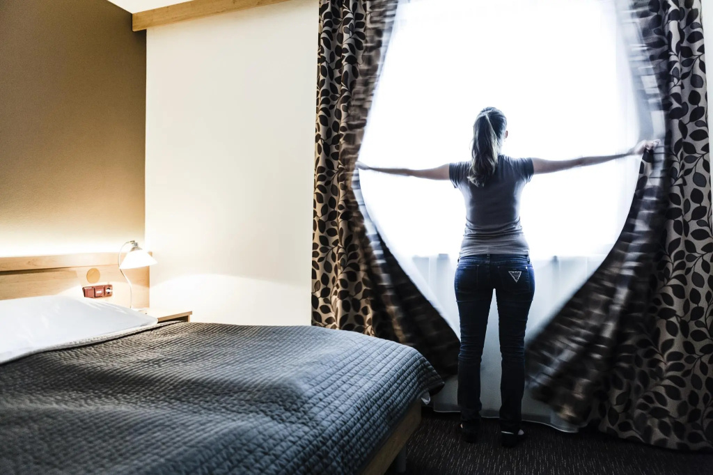 Standard Double room with city view (full double bed)