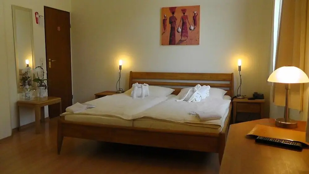 Hotel Kurhaus Uhlenberg - Chambres