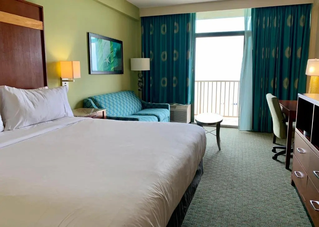 Holiday Inn & Suites Virginia Beach North Beach by IHG - Chambres