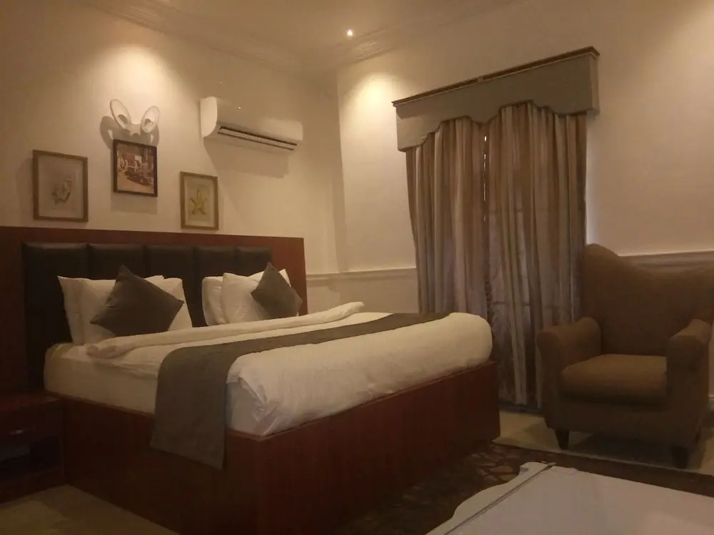 Premium room