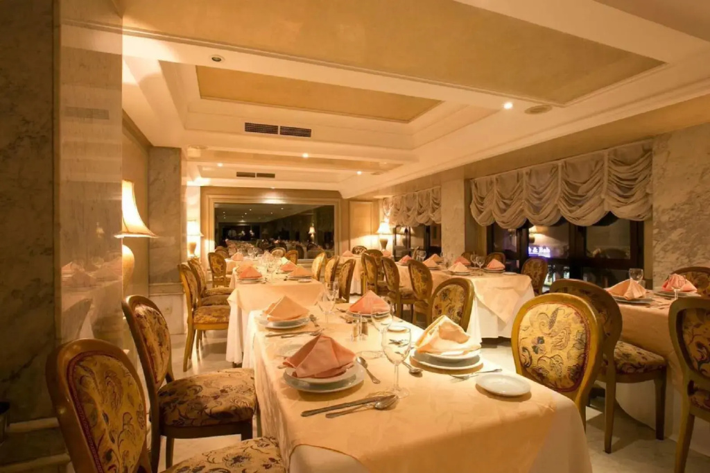 Hotel photo 28