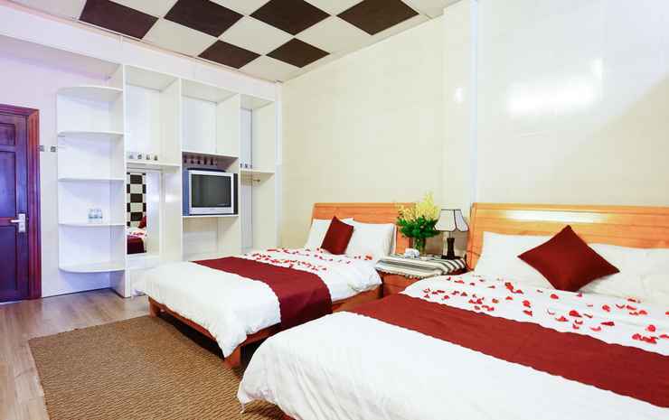Sleep in Dalat Hostel by null