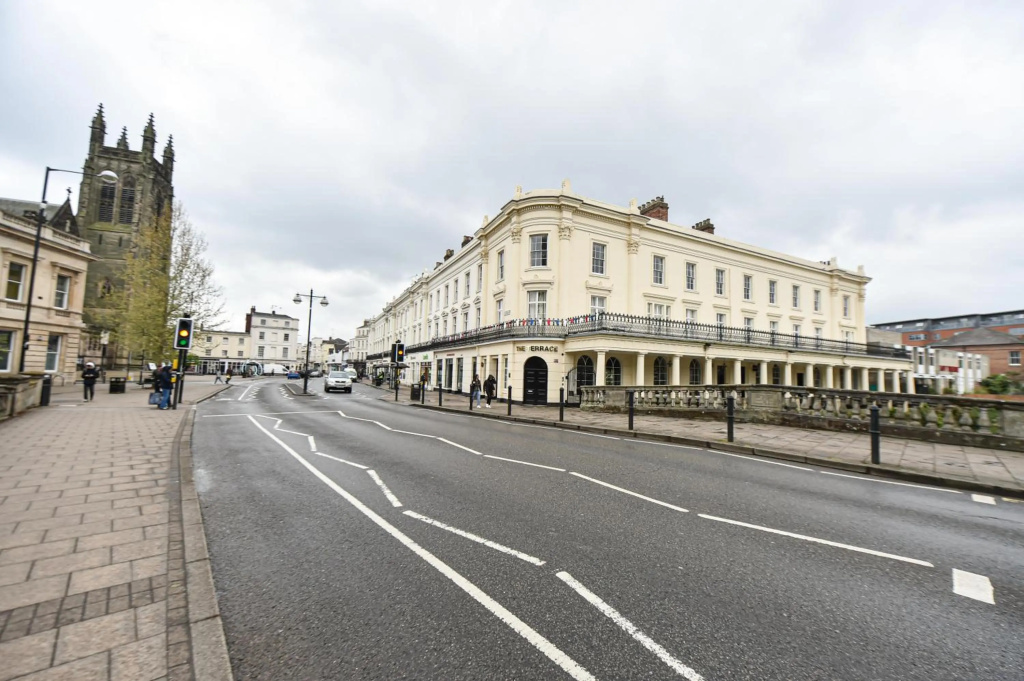 Victoria Colonnade ApartHotel