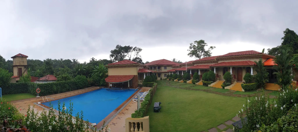 Standard room with balcony