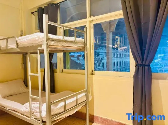 Bed in Dorm (female dorm)