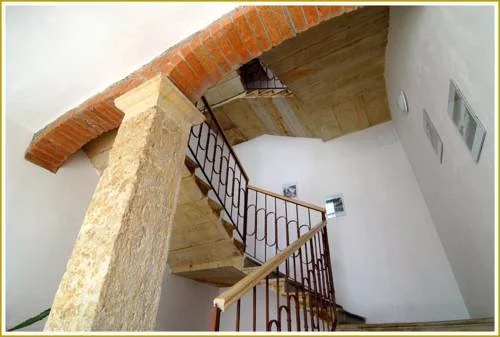 Balcony & Terrace