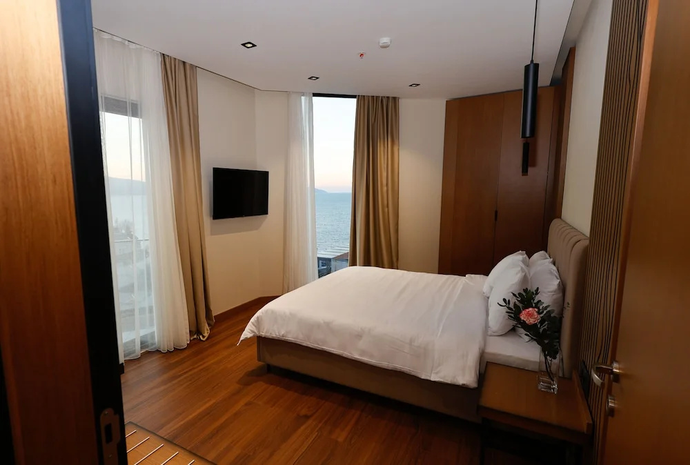 Valza Boutique Hotel — 5