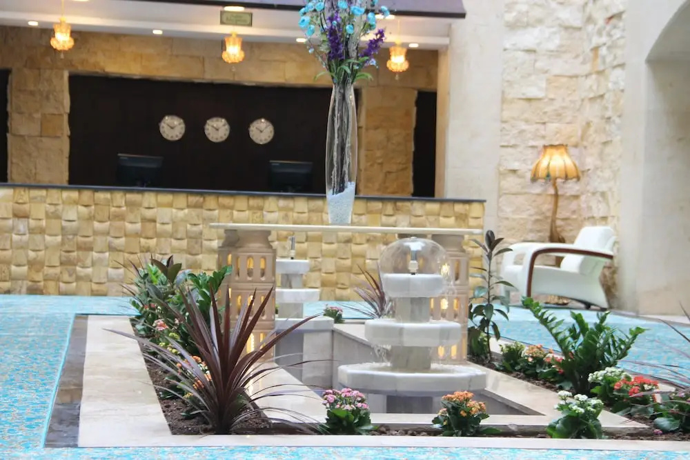 Saray Hotel