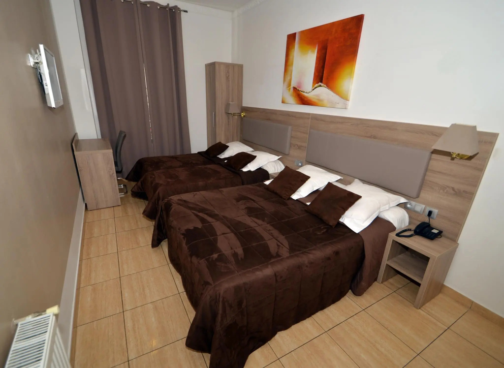 Standard Quadruple room