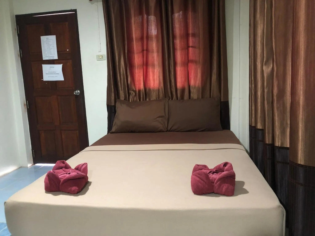 Phangan Lodge — 2