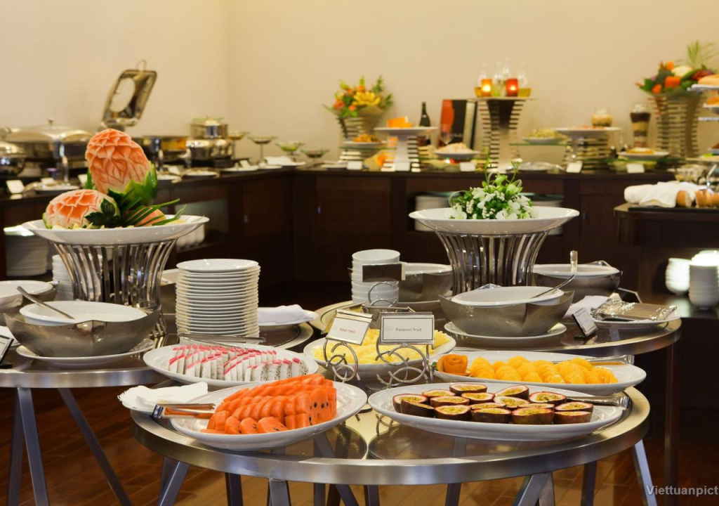 Royal Halong Hotel, Халонг, В'єтнам мініатюра 13