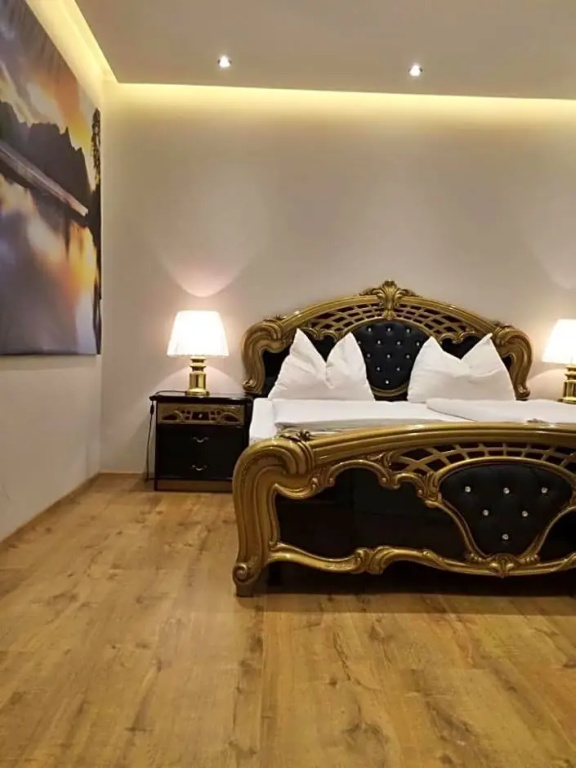 Stadthotel Restaurant Auerhahn - Chambres