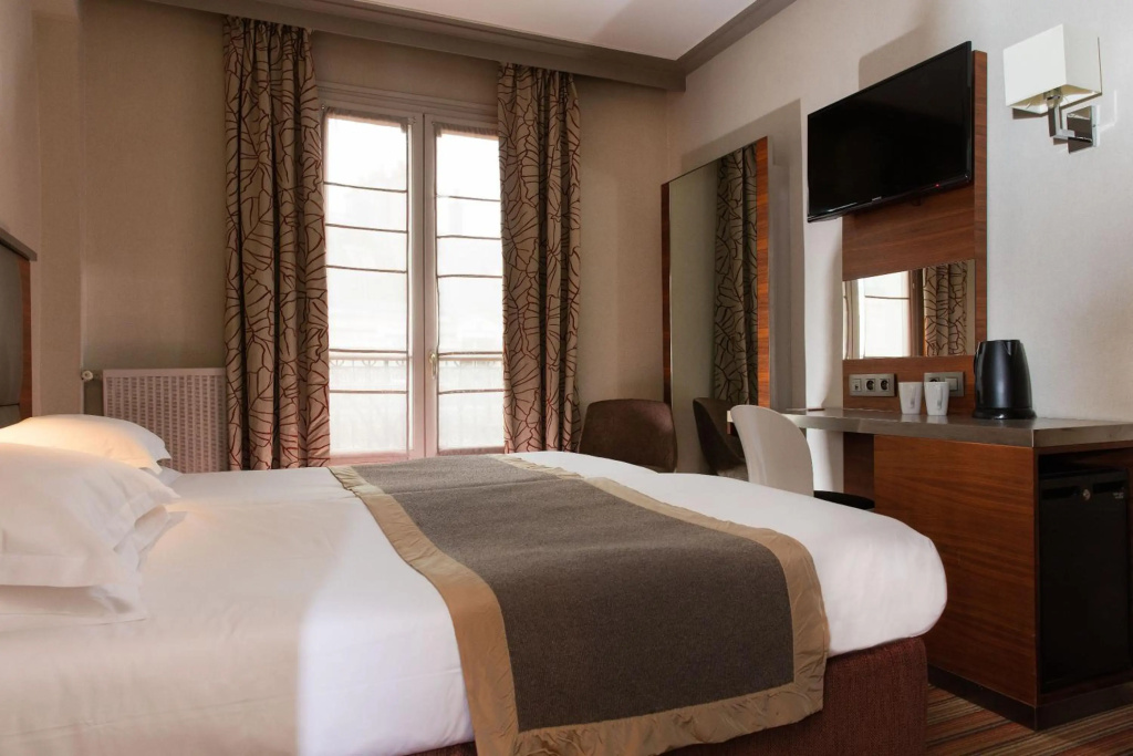 Отель Hotel Berne Opera в Париже
